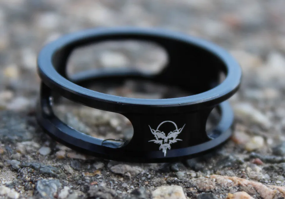 Spacer Risk UltraLight - aluminiu 10mm - negru Ofertă limitată