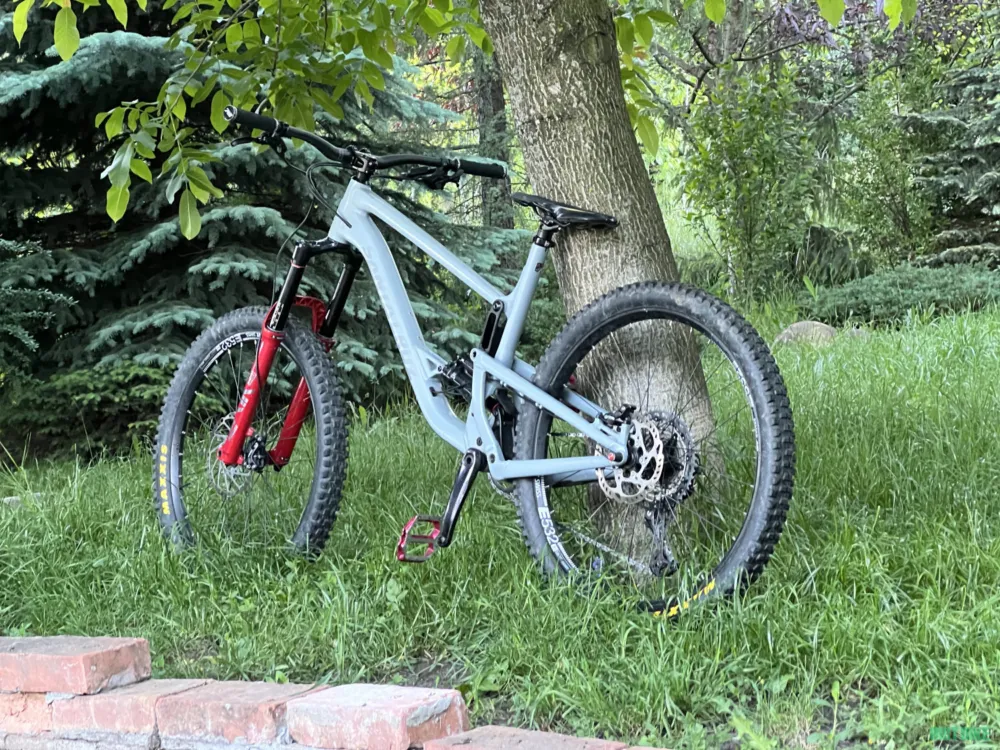 Transport gratuit Vand santa cruz bronson al marimea xl