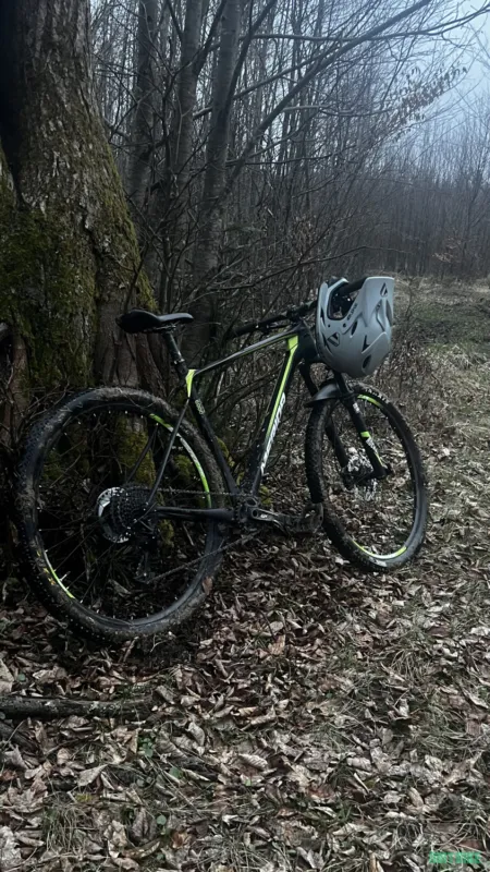 Merida BigNine 6000 carbon Reduceri