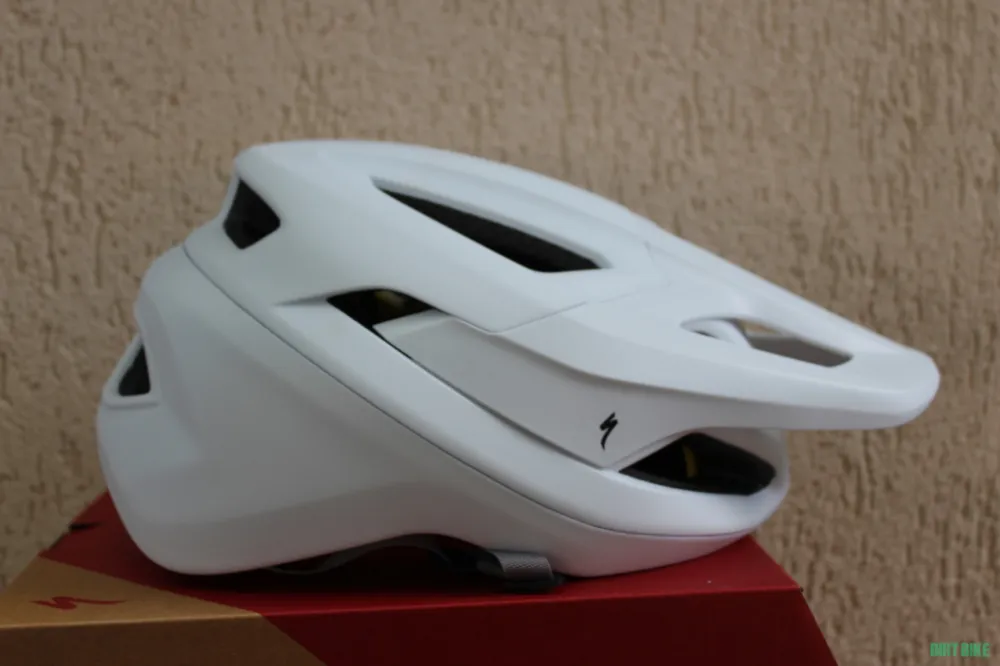 Livrare rapidă Specialized Camber Mips casca MTB - alb - marime M(55-59cm)