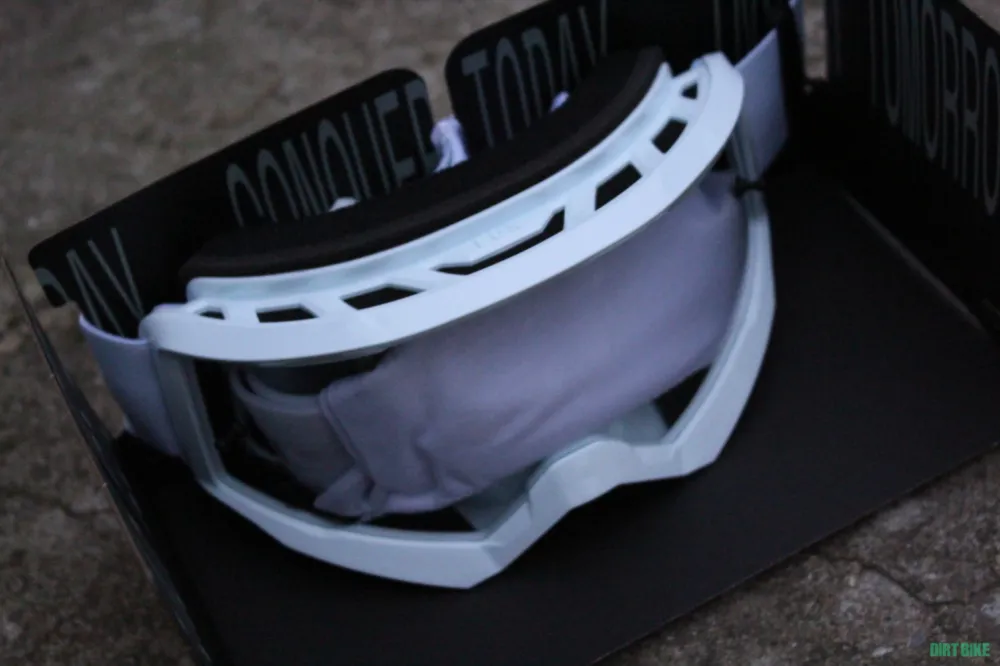 Fox Racing Main Core White - Goggle Reduceri