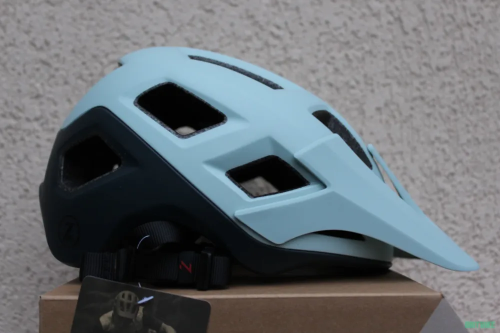 Lazer Coyote - MTB casca - S(52-56cm) alb-negru Preferatul clienților