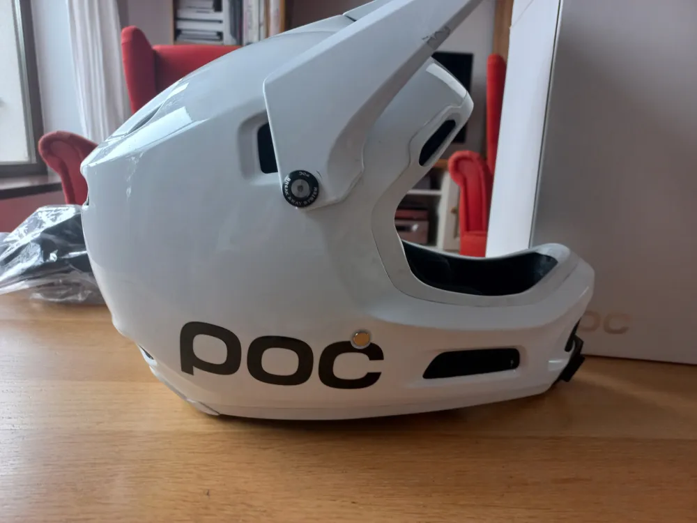 Vând Cască Poc Coron Air Mips L Bestseller