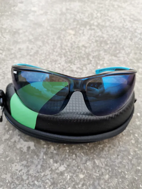 Noutate Ochelari soare UVEX SportStyle 204 - Albaștri